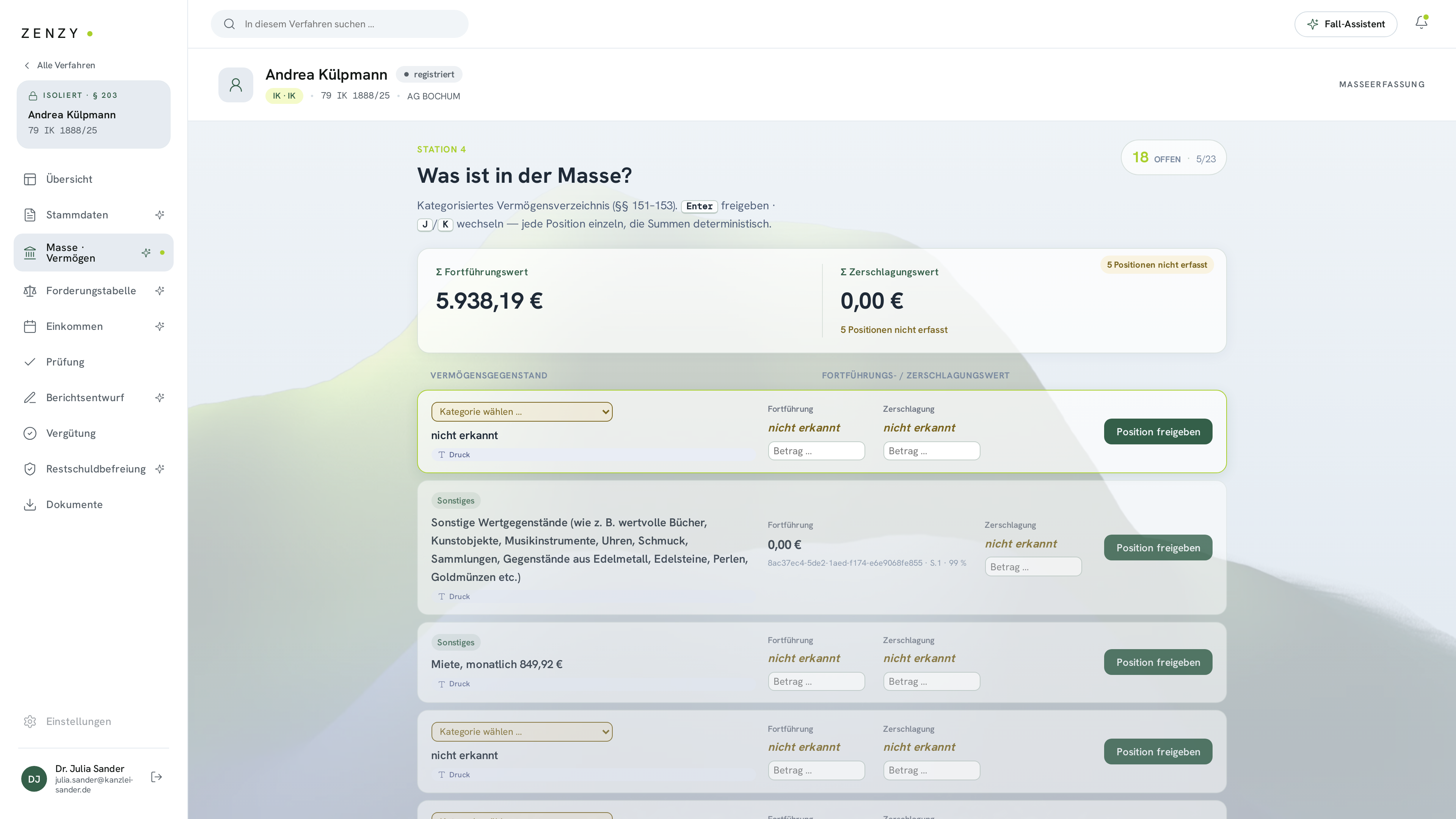 Masseerfassung: das Vermögensverzeichnis mit Positionen und zwei cent-genauen Summen; der Fortführungswert 5.938,19 € ist hervorgehoben — die Summe rechnet der Code deterministisch.