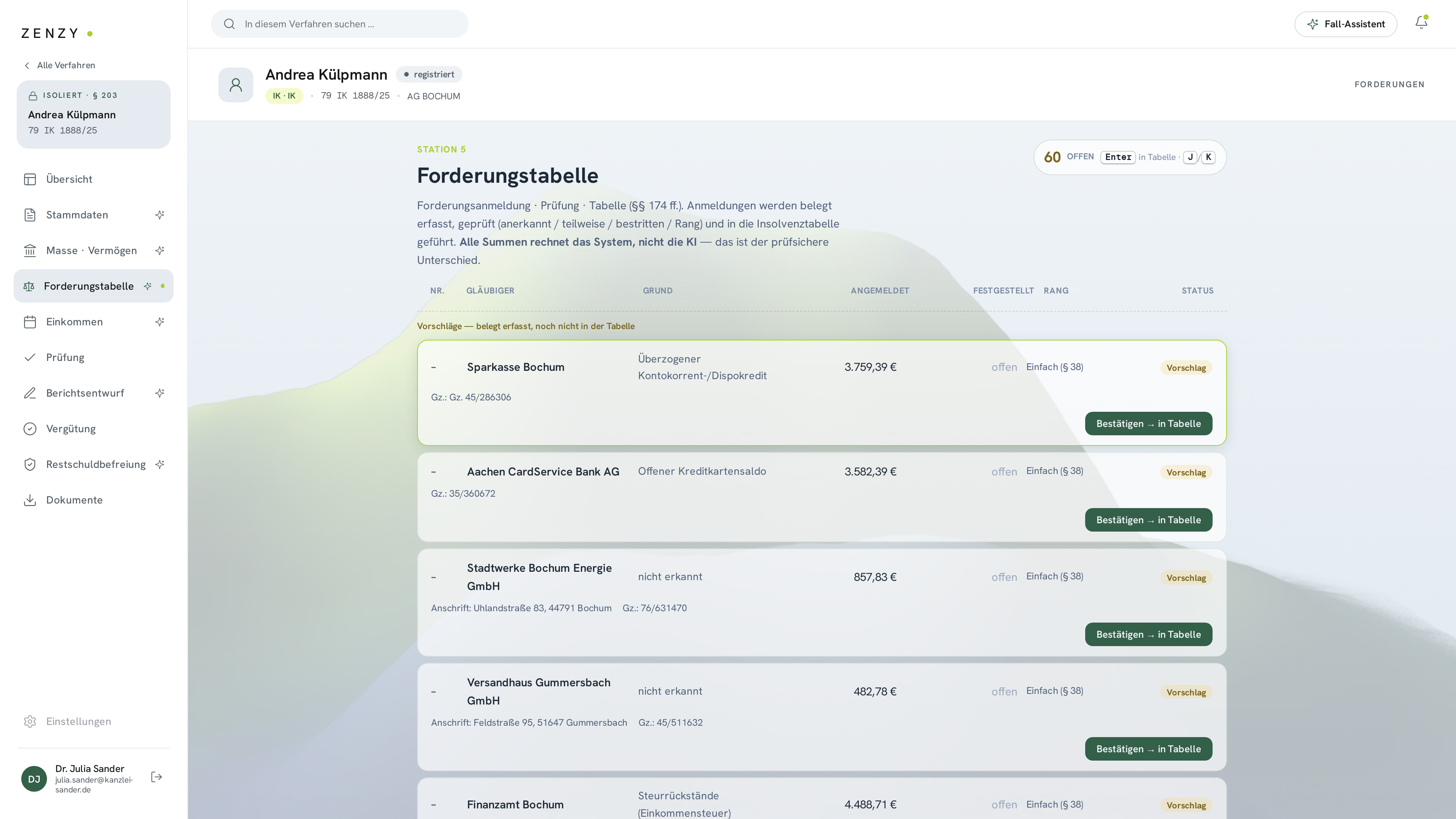 Forderungstabelle nach §§ 174 ff.: aus dem Gläubigerverzeichnis vorgeschlagene Forderungen mit Betrag und Status; eine Gläubigerzeile mit der Aktion „In die Tabelle übernehmen“ ist hervorgehoben.
